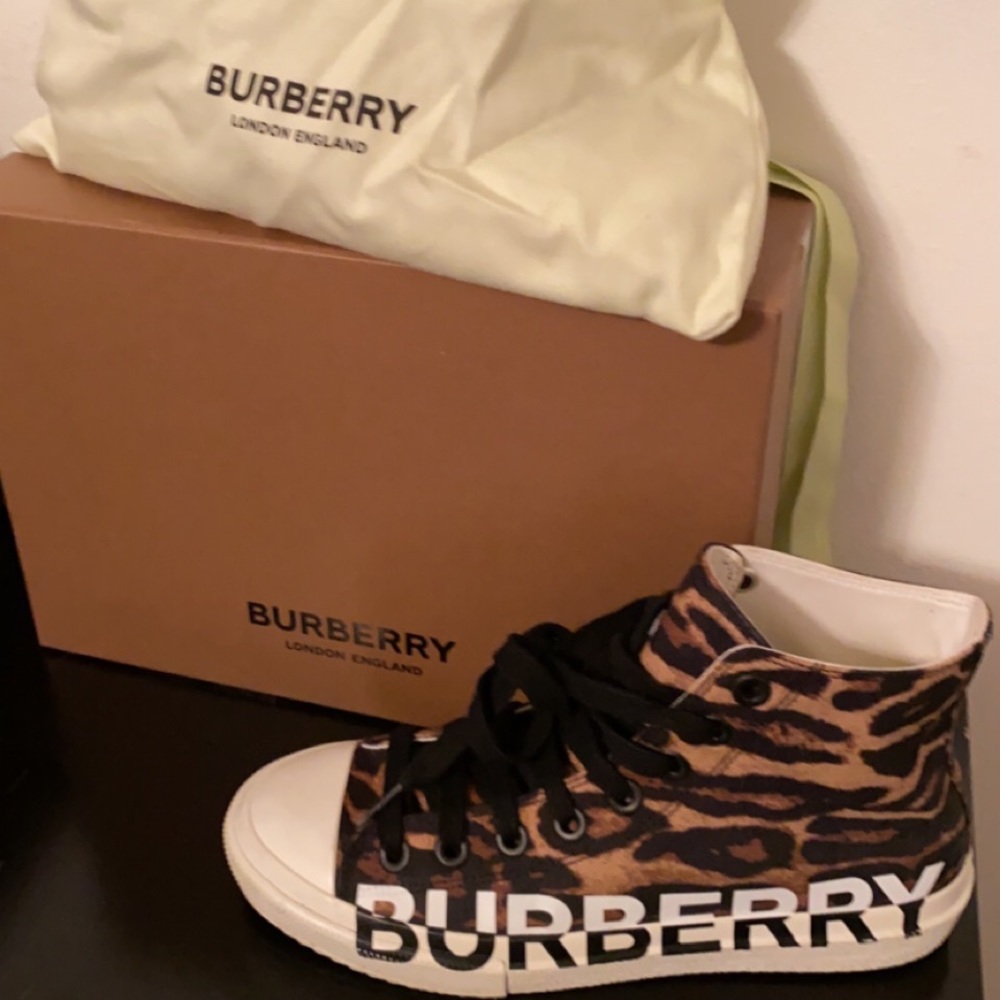 Burberry sneakers, Cheetah print,
